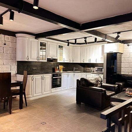 Tiroents Hotel Гюмри Екстериор снимка