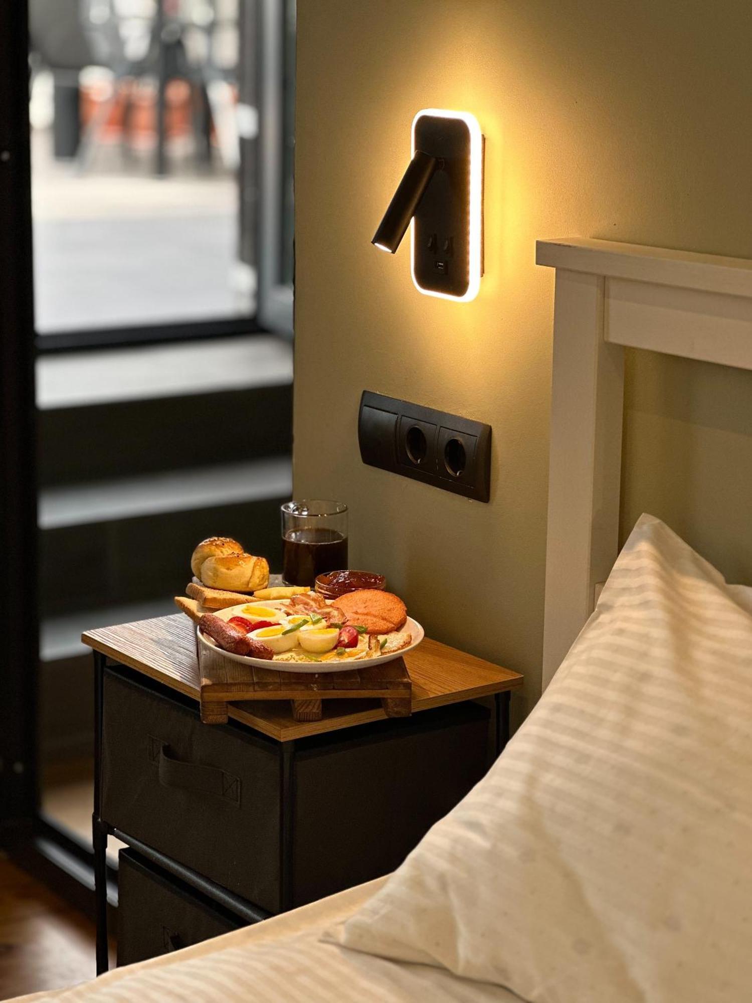Tiroents Hotel Гюмри Екстериор снимка