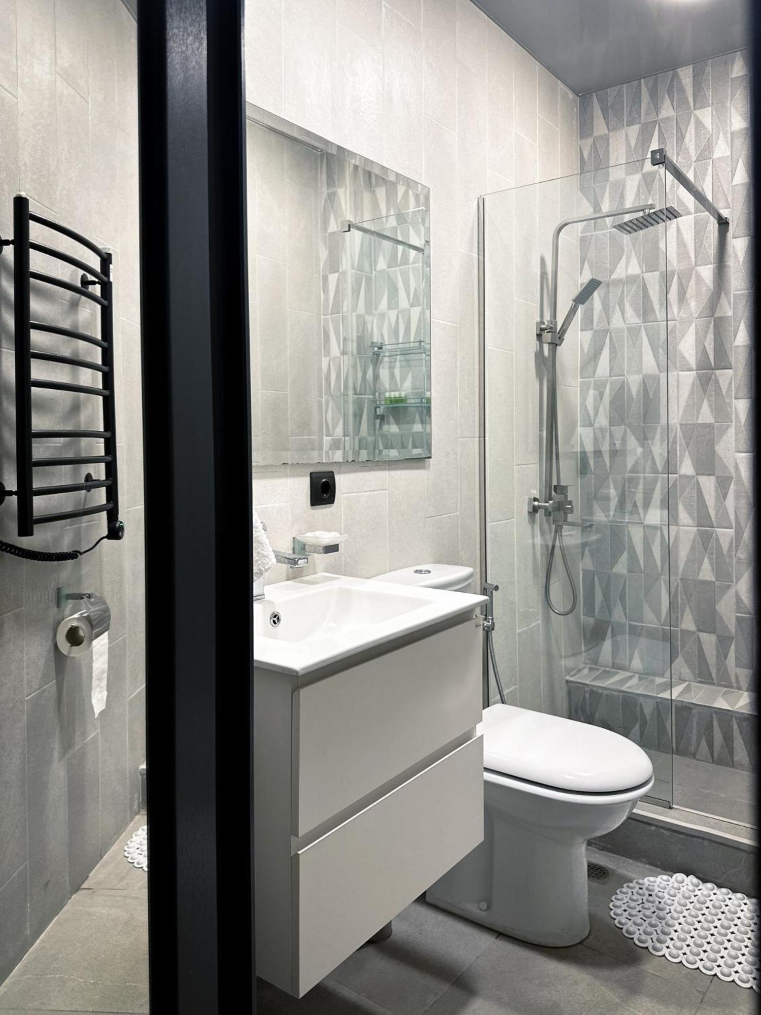 Tiroents Hotel Гюмри Екстериор снимка